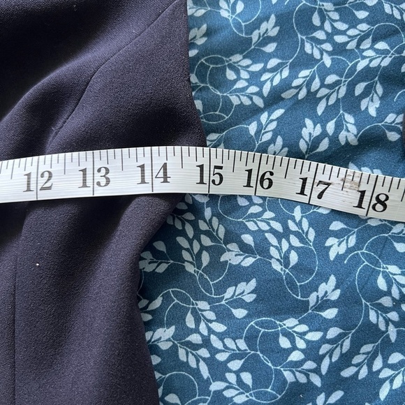 Pure Luxury From Reserved,Gorgeous & Wonderfully Unique,,Pleated Hem, Size XS - Picture 10 of 14